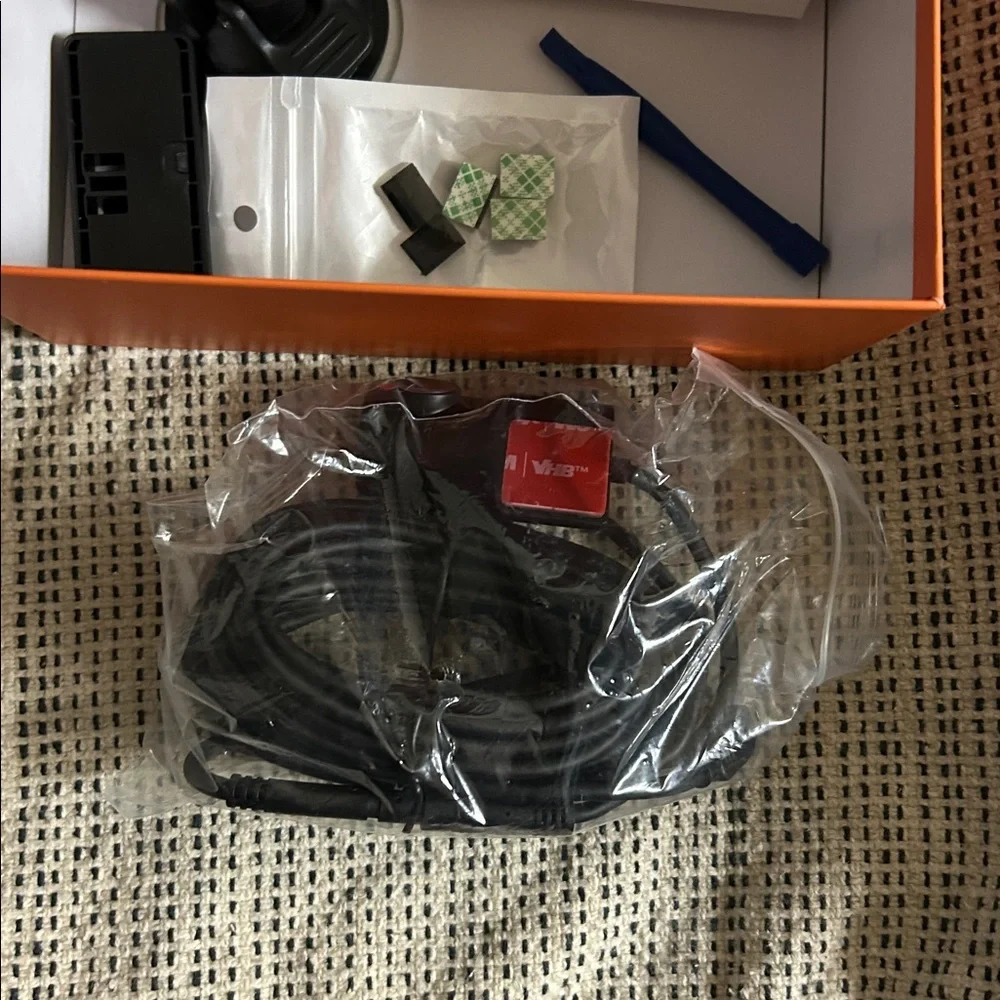 Rexing V33 plus 3-Channel 2K Dash Camera - Black